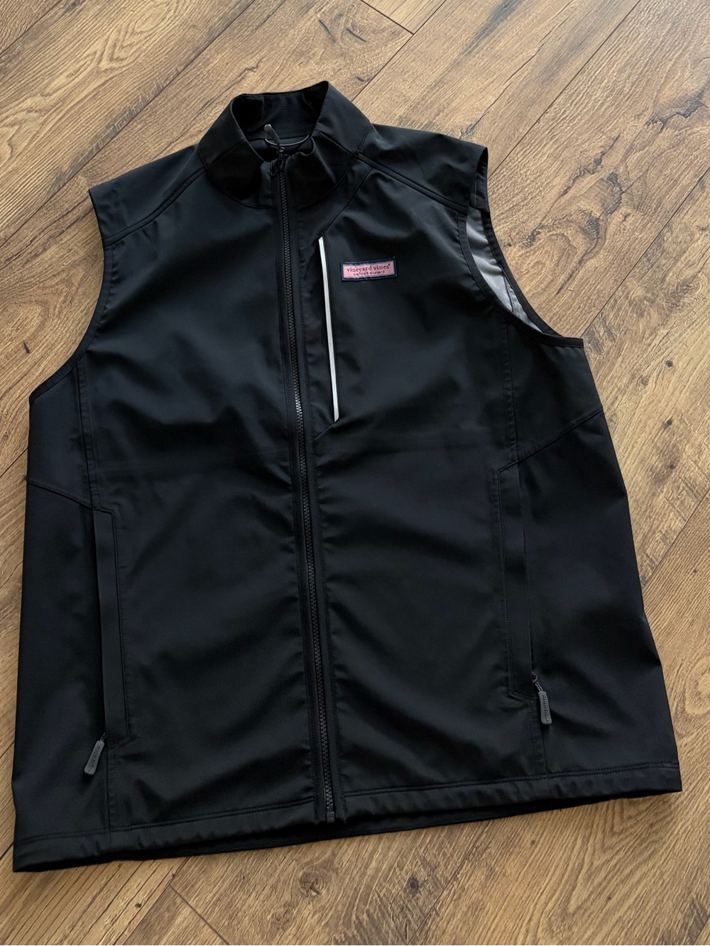VINEYARD VINES Men’s Performance Vest Size: XL
